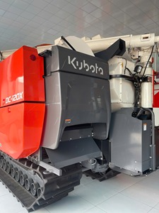 Cosechadora Kubota DC120X 2026 de 120HP para arroz, fabricada en Tailandia, máquina de servicio pesado con transmisión por engranajes y sistema K-Turn automático. - Product Image 2