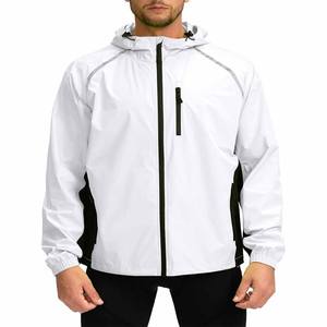 Chaqueta Impermeable para Hombre a Precio de Mayoreo, Chaqueta Impermeable Personalizada, Chaqueta Ligera Cortavientos para Hombre, Chaqueta de Invierno, Cargada por Dress Sports - Product Image 1