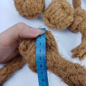 ของเล่นเคี้ยวสำหรับสุนัขจากใยมะพร้าว สีธรรมชาติ ทนทาน ใช้ในบ้าน ดีไซน์เรียบง่าย ใช้งานง่าย ผลิตในเวียดนาม - Product Image 4