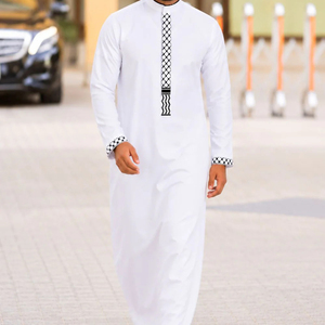 <b>Thobe</b> OEM Factory Custom Islamic Clothing with Modern Tailoring for Global Clothing Brands and Export - Product Image 2