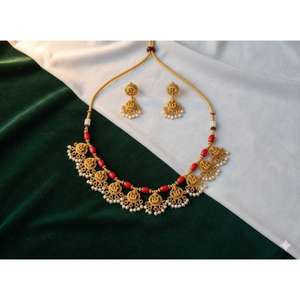 Ensemble de colliers classiques en or finition haut de gamme, bijoux ethniques élégants pour mariée, ensemble de colliers de mariage traditionnels pour occasions festives et soirées - Product Image 4