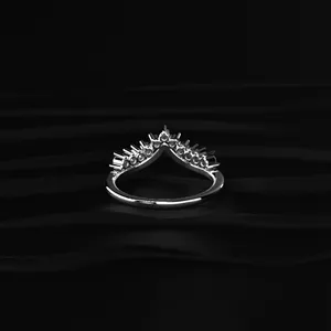 Bague Couronne Fine avec Bande de Diamants Ronds Taille Ronde Style Vintage pour Mariage et Fiançailles Clarté VVs-VS Certifiée IGI - Product Image 4