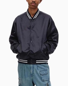 Veste décontractée pour homme, style universitaire, en satin, grande taille, bleu marine, nouvelle mode, personnalisable OEM. - Product Image 5