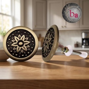 Poignées de meubles industrielles traditionnelles en fonte, motif floral, durables, pour armoires de cuisine, villas extérieures et entrepôts - Product Image 1