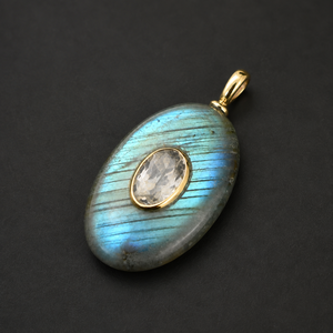 Pendentif ovale en labradorite éclatante avec incrustation de zircon, plaqué or 18 carats, breloques en pierre à prix de gros, 21 mm - Product Image 2