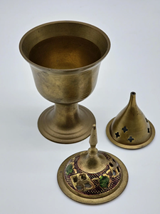 Elegante Quemador de Incienso Metálico Religioso para Oud Árabe - Ecológico y Duradero, de Alta Calidad, Esencial para el Hogar - Product Image 2