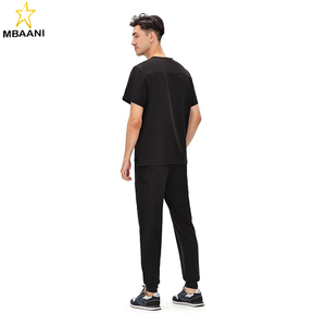 ชุดสครับสำหรับผู้ชาย - เสื้อสครับคอวี 4 กระเป๋า และกางเกงจ็อกเกอร์ 7 กระเป๋า ชุดสครับผู้ชาย - Product Image 2