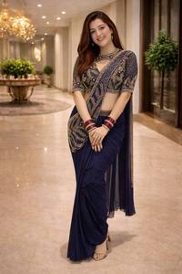 Blouse et dupatta brodés bleus, vêtements traditionnels indiens et pakistanais pour mariage et fête - Product Image 6