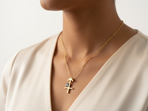 Collier Zodiaque Sagittaire en Argent 925 Plaqué Or avec Zircon Cubique Bleu, Bijoux Astrologiques Faits Main, Pendentifs et Breloques Raffinés - Product Image 1