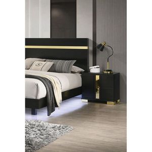 Comodino Moderno per Camera da Letto, 1 Pezzo, Nero con Finiture Oro, Gambe in Metallo con Supporto, Finiture in Acrilico - Product Image 3
