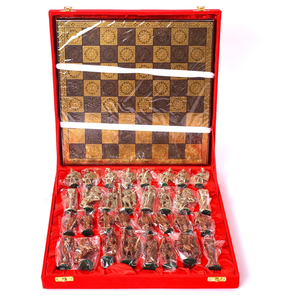 Jeu d'échecs en métal de luxe, échiquier antique, pièces d'échecs décoratives faites à la main, jeu de stratégie classique pour la maison et le bureau - Product Image 3