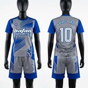 ชุดเสื้อฟุตบอลผ้าโพลีเมช 220 GSM สีเทา แต่งแถบสีนีออน แบบสั่งทำพิเศษสำหรับผู้หญิง ระดับพรีเมียม - Product Image 5
