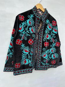 Elegante Chaqueta de Terciopelo Negro Bordada con Diseño Floral, Manga Larga, Cuello Alto, Estilo Bohemio, Ropa de Abrigo Otoñal para Mujer - Product Image 5