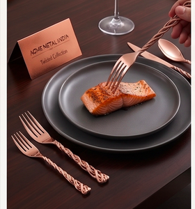 Ensemble de couverts en acier inoxydable élégant, finition rose gold PVD, design torsadé, pour salle à manger, cuisine, mariage, restaurant et fêtes - Product Image 5