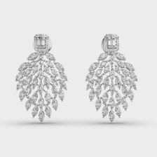 Boucles d'oreilles clous en or 14 carats avec émeraudes et diamants de laboratoire taille marquise 9 carats : Bijoux de mariée floraux - Product Image 3
