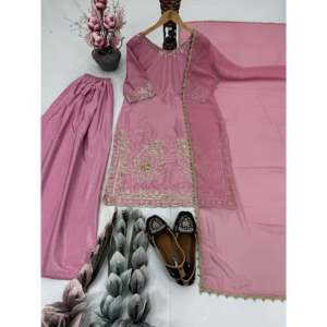 ชุดงานพรอมสุดหรูสำหรับใส่ไปงานปาร์ตี้ - Product Image 2
