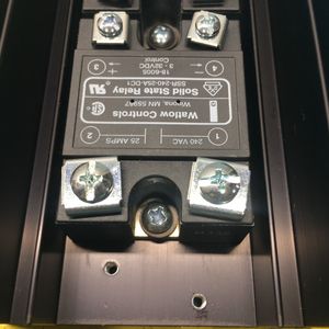 WATLOW 50800512 HS2525G-DC SS RELAY DUAL - Équipements et pièces semi-conducteurs d'occasion fiables à l'échelle mondiale - Product Image 3