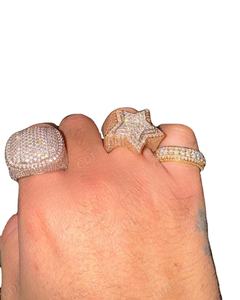 Anillo Hip Hop de moda para hombre chapado en oro totalmente helado VVS1 moissanita plata esterlina diamante tres filas estrella anillos cuadrados certificados - Product Image 1