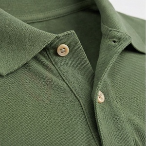 Polo à manches courtes pour homme, vert olive, en coton tricoté, couleur unie, respirant, coupe classique, boutons - Product Image 4