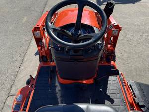 รถแทรกเตอร์ Kubota BX23S ปี 2020 มือสอง รถแทรกเตอร์อเนกประสงค์ขนาดเล็ก พร้อมที่ตักด้านหน้า ระบบส่งกำลังไฮโดรสแตติก ขับเคลื่อน 4 ล้อ รับน้ำหนักได้ 700 กก. - Product Image 4