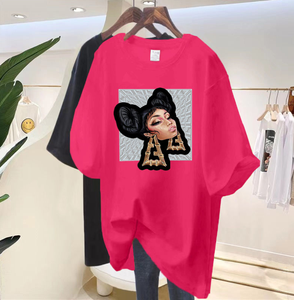 เสื้อยืดลำลองผู้หญิง OEM รุ่นใหม่ประจำฤดูร้อนปี 2026 ผ้าฝ้าย 100% ระบายอากาศได้ดี สไตล์ยุโรป แขนสั้น พิมพ์ลายภาพบุคคล ทรงหลวม - Product Image 2