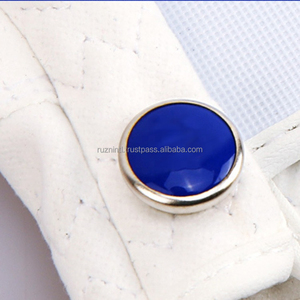 Guantes de golf transpirables de alta calidad para hombres y mujeres que ofrecen un agarre excelente, una sensación flexible y una comodidad duradera. - Product Image 4