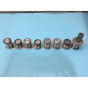 Lote de 8 Válvulas de Fuelle Surtidas, 183491 - Equipo y Piezas de Semiconductores de Confianza de Tradicción Global - Product Image 1