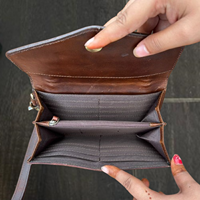 Nouveauté, best-seller, sac à main en cuir de vachette travaillé, sac à main de soirée pour femmes, mini sac à main à poignet tendance, pochette au design tendance