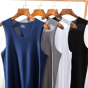 Débardeur de course personnalisé à séchage rapide, fin et respirant pour hommes, hauts de sport sans manches en maille perforée, vêtements de gym - Product Image 1