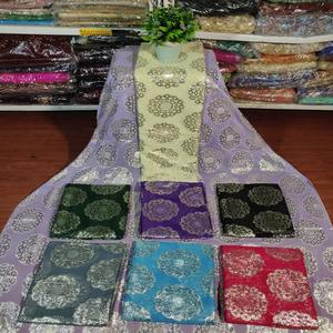 Robe Somalienne Fransawi Garbasaar de Qualité Supérieure, Dernière Tendance, Motif Floral Pailleté Argenté, Tissu Mousseline Antistatique - Product Image 1