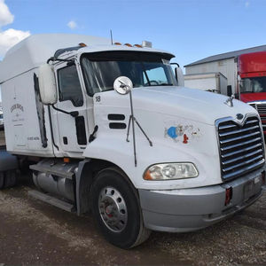 Tracteur routier poids lourd 6x4 avec cabine couchette diesel pour la distribution commerciale - Product Image 1