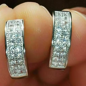 Boucles d'oreilles créoles Tishya en moissanite véritable, argent sterling 925 plaqué or blanc, coupe brillante vintage, 6g, luxe pour femme - Product Image 1