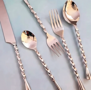 Elegante Juego de Cubiertos Plateados con Mango Trenzado, Cuchillo, Tenedor y Cuchara, Aptos para Lavavajillas, Cubertería Metálica Estilo Boda - Product Image 5