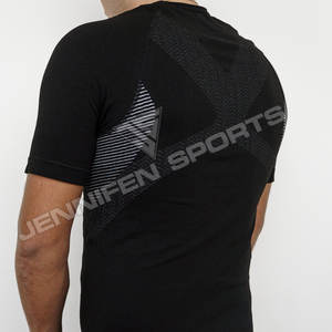 T-shirt Homme d'Été Léger et Respirant en Coton 240 GSM de Haute Qualité, Style Streetwear Tendance – Grande Vente - Product Image 5