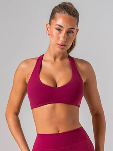 เสื้อชั้นในกีฬาสำหรับออกกำลังกายวิ่ง Ever Glow Wholesale Fitness  รับสกรีนโลโก้ด้านหน้า ระบายอากาศได้ดี ทนทาน แห้งเร็ว รองรับได้ดี - Product Image 1