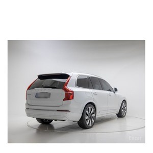 Volvo XC90 T8 Ultimate Hybrid 2023, boîte automatique, conduite à gauche, avec caméra de recul, 11 854 km - Product Image 4