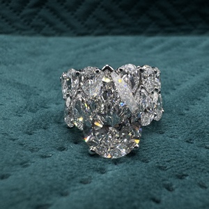 Anillo de Compromiso con Diamante en Forma de Pera de 15.08 CT, Certificado por IGI, en Oro Blanco de 18K, Joyería Fina de Lujo para Novias - Product Image 2