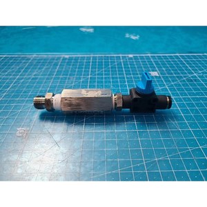 Válvula de Retención de Alta Pureza D-PRO V33C-F-6N-1-S, Usada, Piezas de Equipos Semiconductores Legacy - Product Image 2
