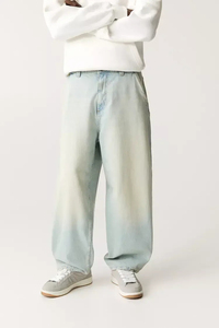 Jeans de Mezclilla para Hombre, Corte Recto, Cintura Alta, Lavado Claro, Ajuste Holgado, Estilo Casual, Tela Ligera de Algodón para Primavera, Color Azul Claro - Product Image 2