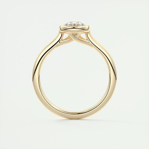 แหวนทองคำ 14K สีเหลืองทรงลูกแพร์ประดับเพชรเพาะเลี้ยงแบบพาเว่ - Product Image 2