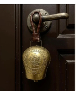 Sonnette de porte décorative en métal, motif floral lotus, cloche d'entrée rustique pour la maison, le jardin, décoration murale, cadeau, vente en gros - Product Image 4