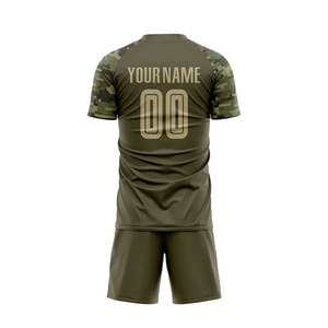 Uniformes de football personnalisés haut de gamme pour hommes avec logo, nom et numéro personnalisés, tissu léger et professionnel - Product Image 3