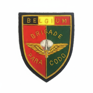 Écussons de blazer personnalisés haut de gamme brodés à la main en fil bouillon, broderie 3D avec logo pour uniformes - Product Image 4