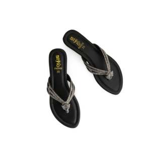 Sandales à talon fantaisie noires FN0808 Chappal - Product Image 1