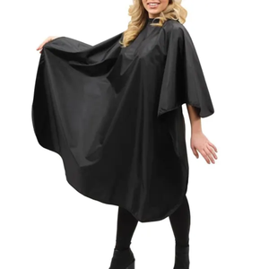 Capa de Barbero de Nylon Ligero y Suave de Alta Calidad Saaqaans Enterprises, Cierre a Presión, Resistente al Agua, Súper Sedosa - Product Image 2