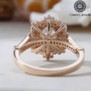 Bague de fiançailles Charm_Jewells en or rose avec moissanite taille coussin, sertissage à griffes en forme de fleur, certifiée IGI, 3 g, style classique pour femme - Product Image 2