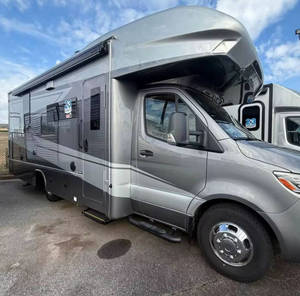 RECÍEN LLEGADO Autocaravana Clase C 2026 JAYCO MELBOURNE PRESTIGE 25LP de Aluminio para Acampar y Viajar por Carretera - Product Image 3