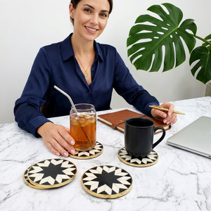 Ensemble de sous-verres et sets de table modernes de luxe faits à la main en résine et MDF - Extra grands, écologiques et réutilisables - Product Image 1