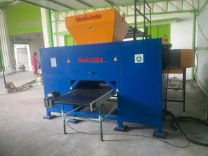 Broyeur de plastique semi-automatique de haute qualité, capacité de 1000 kg/h, machine à broyer le plastique - Product Image 2