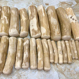 Palos de Madera de Café Premium para Masticar para Perros, Juguete Natural y Duradero para Perros, Venta al por Mayor - Product Image 1